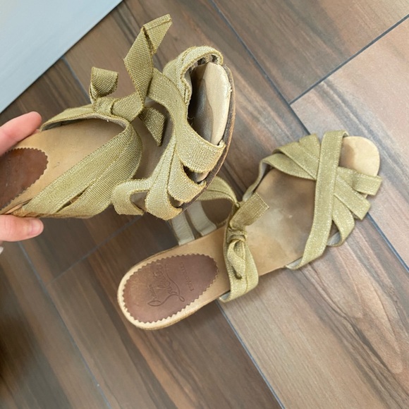 Wedge sandal - Picture 4 of 8